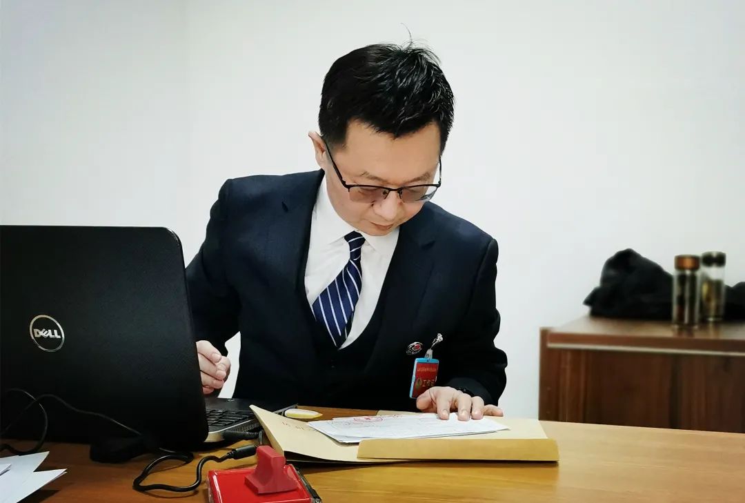 乌列尔_乌列尔p5r_乌列尔大天使