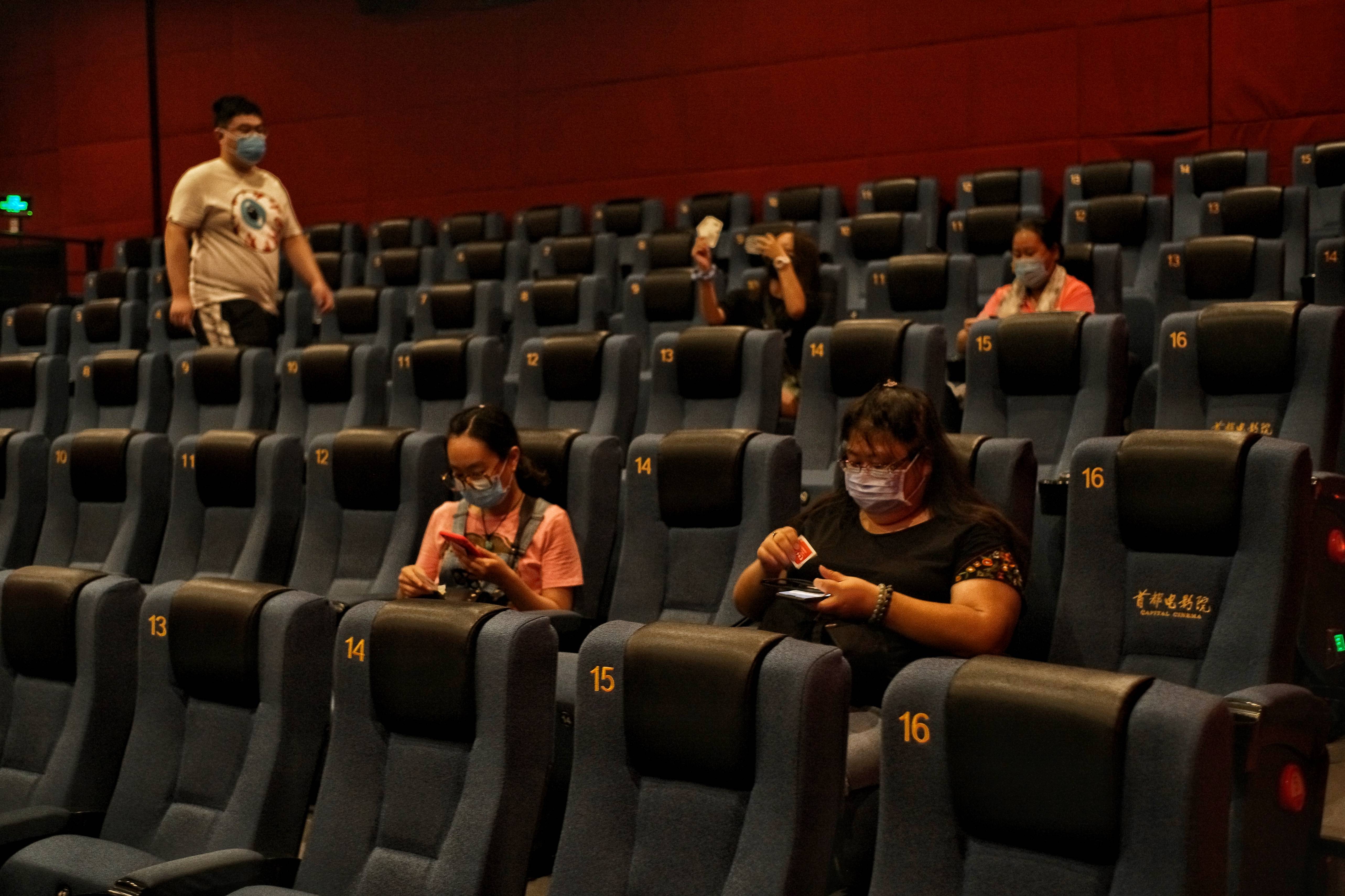蜂鸟影院电视剧_蜂鸟影院手机免费观看_影院观看免费蜂鸟手机视频