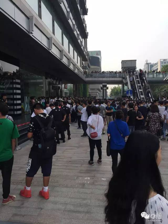 黑色星期是什么意思_黑色星期五_黑色星期日是什么意思