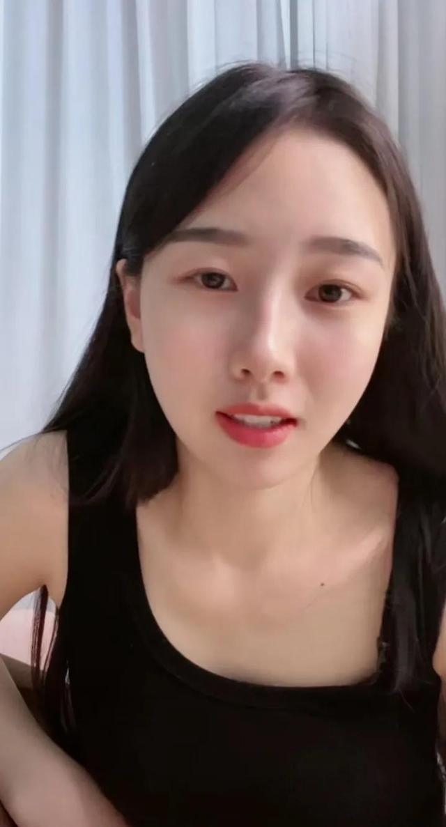 火辣福利!互联网时代美女主播直播平台,尽显魅力身材(图1) 美女直播福利_美女直播福利_美女直播福利