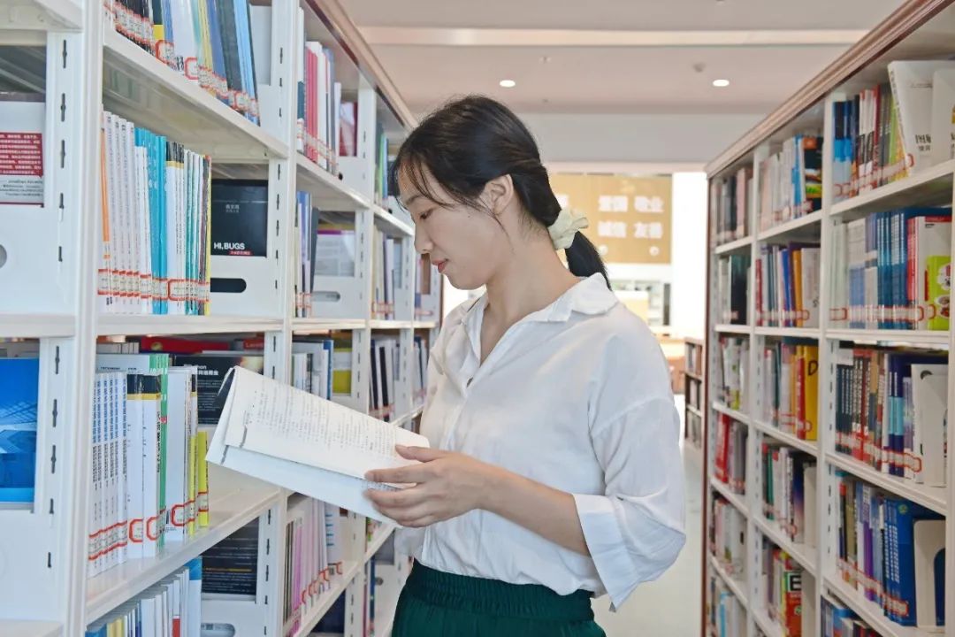 找书宝典,满足你的阅读心愿(图4) 宝书网_宝书网手机_宝书网新域名是什么