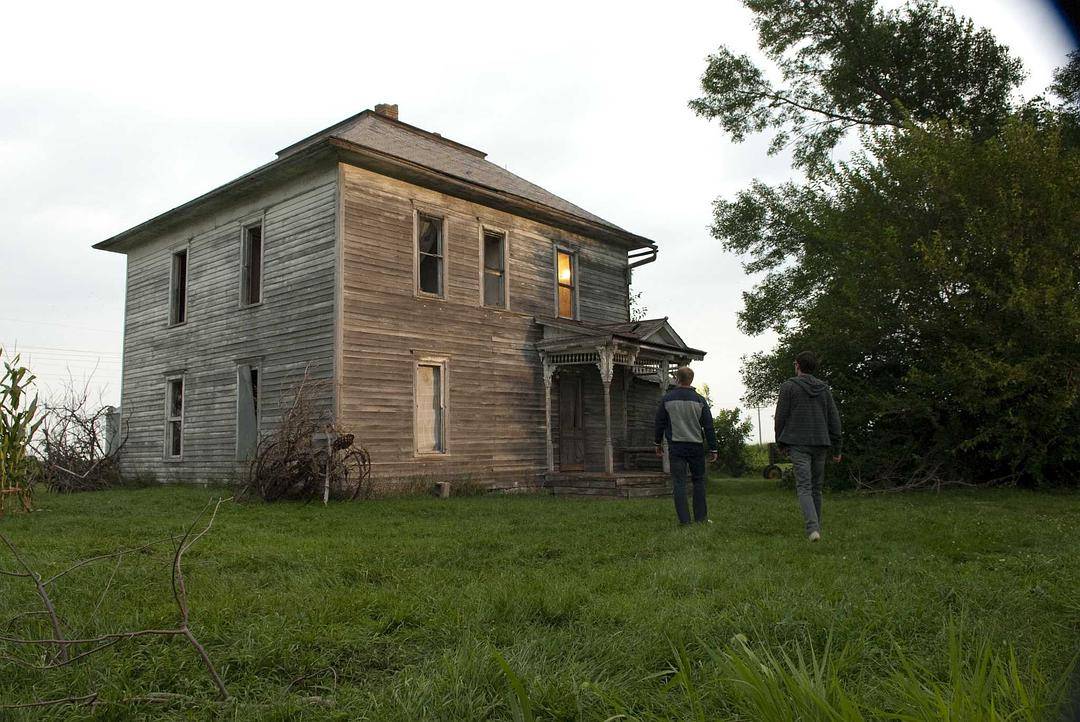 惊悚女孩的恐怖老房子,暗藏惊人秘密(图1) 美国达人秀恐怖女孩_恐怖女孩_恐怖女孩momo