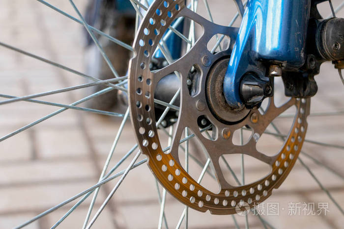 生活中的艺术品:下载旋转轮胎(图3) 下载旋转轮胎_旋转轮胎下载教程_旋转轮胎下载