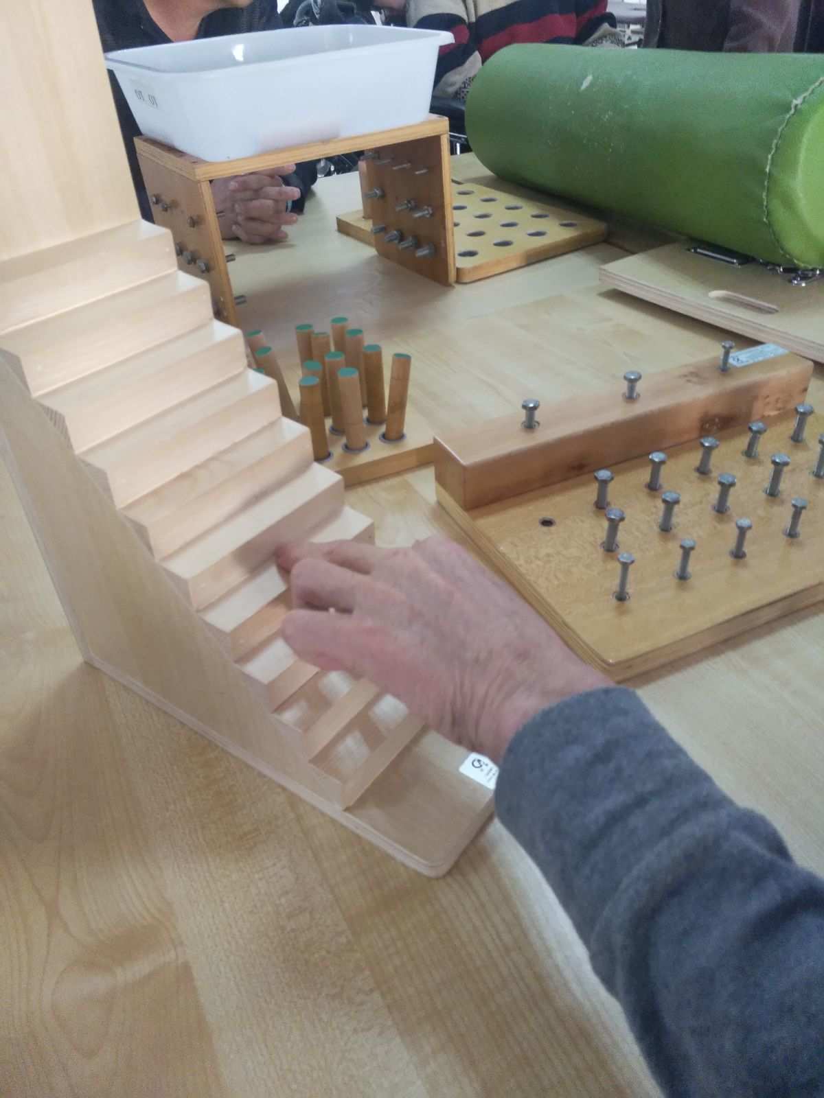 最不适合打吃鸡的手机游戏-吃鸡玩家亲身验证:这个手机游戏绝对不适合你(图3) 可以吃鸡的手机_可以吃鸡的手游_最不适合打吃鸡的手机游戏