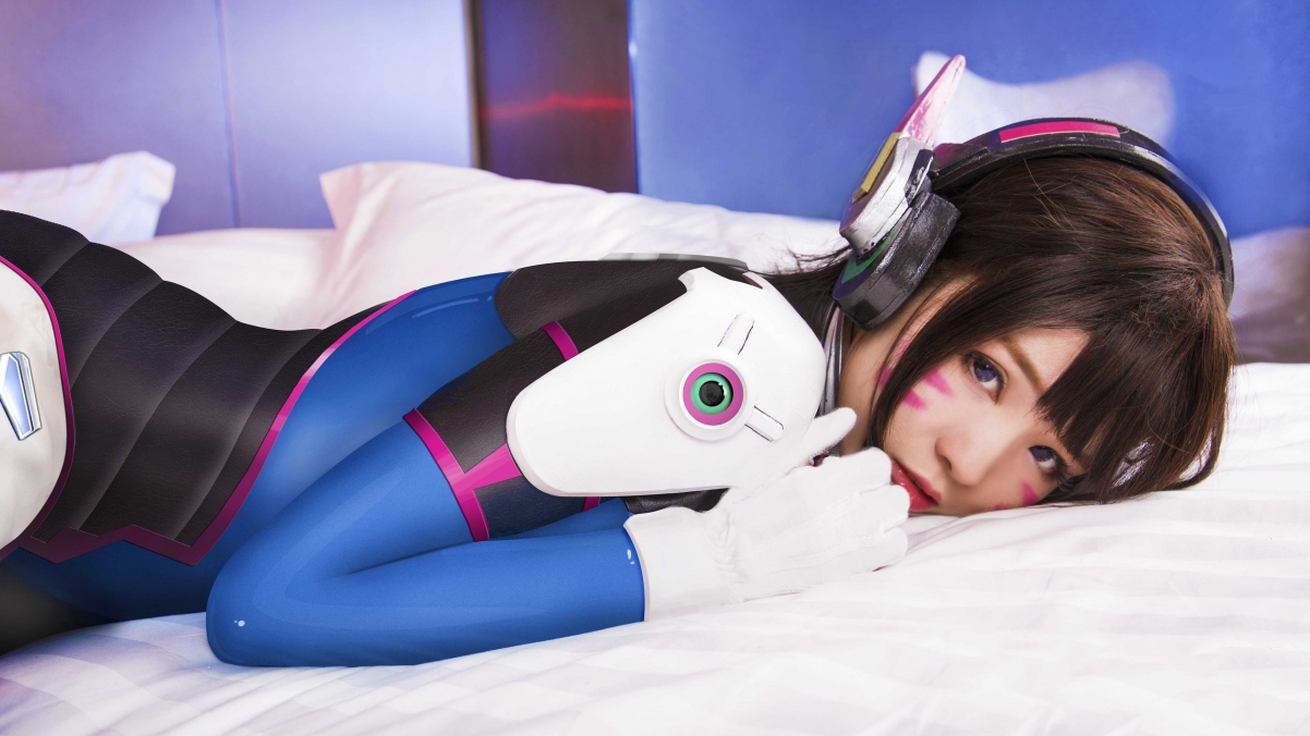 手机真人美女游戏大全_真人大全美女手机游戏视频_真人游戏手机版