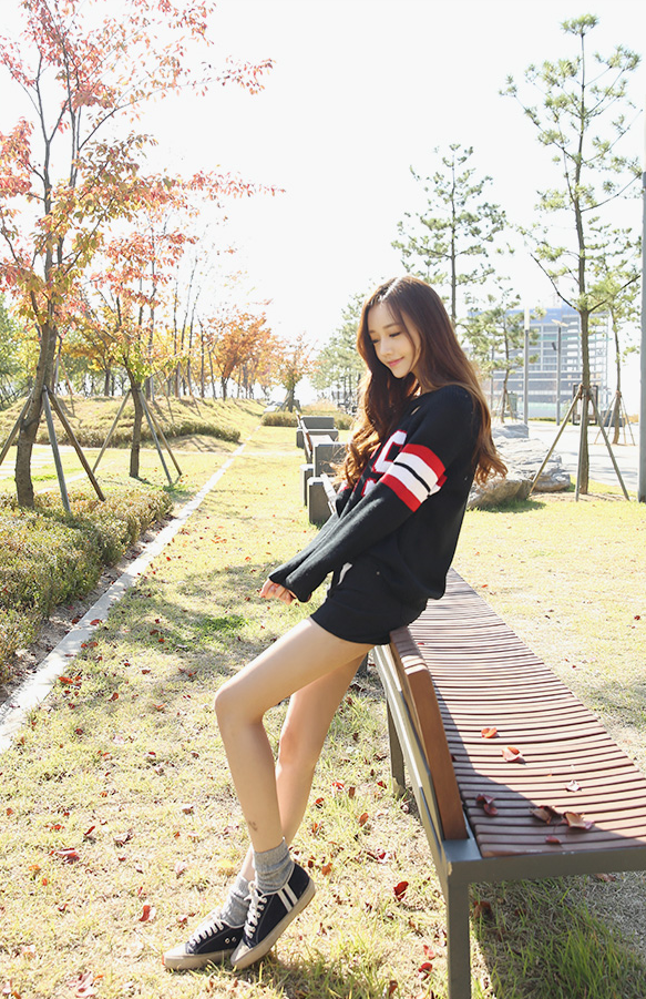 校园女神回合制游戏手机版_校花回合制游戏_美女回合制手游
