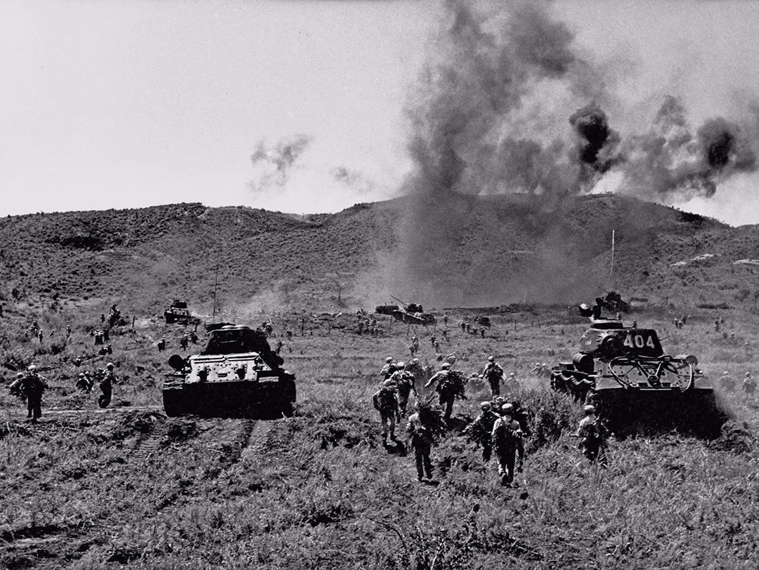 坦克游戏叫什么名字手机版-震撼!全球顶尖坦克指挥官带你亲临战场,畅玩最热手机游戏(图3) 坦克游戏叫什么名字手机版_坦克游戏叫什么名字手机版_坦克游戏叫什么名字手机版