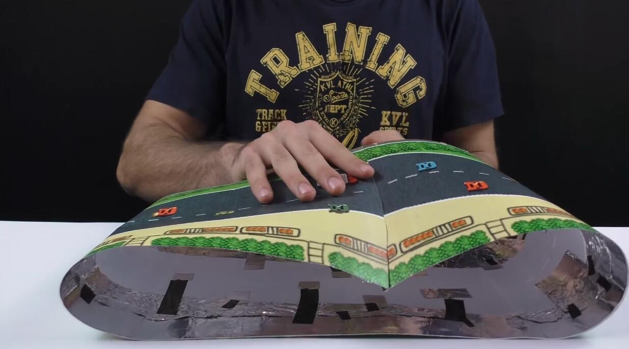 手机纸箱游戏推荐:探索纸箱大冒险(图3) 手机纸箱游戏推荐_好玩的纸箱游戏_纸箱怎么玩游戏