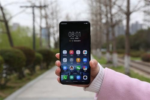 手机玩游戏买什么配置手机最好_打游戏手机要求配置_玩游戏要配置高的手机吗