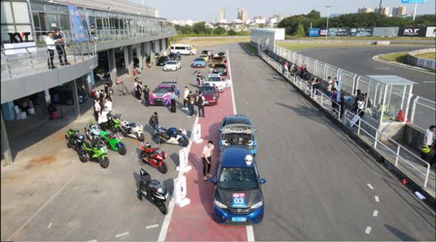 最新单机赛车手机游戏下载-极速赛车,最新手机游戏下载(图2) 赛车游戏单机版大全_最新单机赛车手机游戏下载_赛车游戏单机版(直接玩)