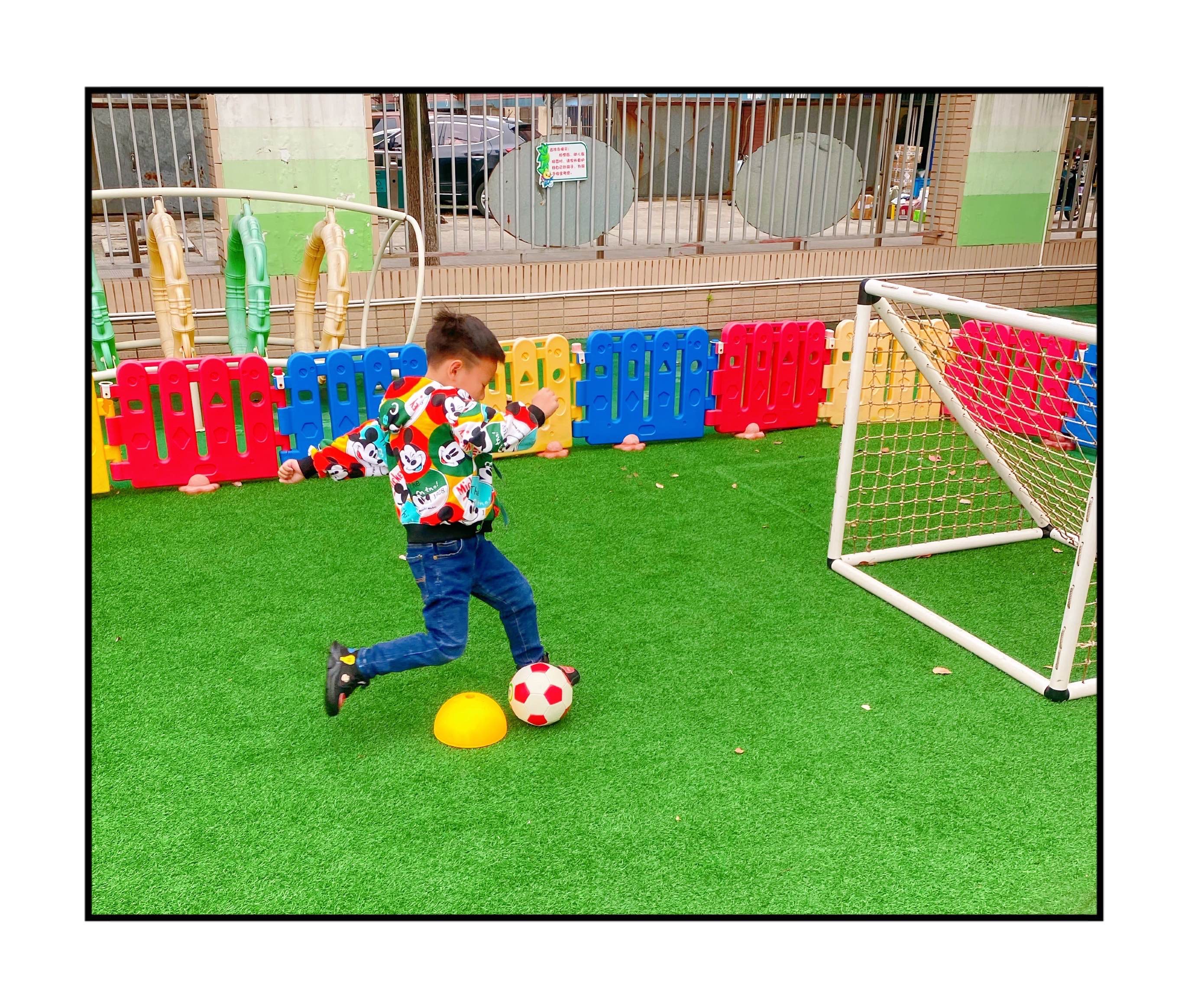 小孩子喜欢耍的游戏手机-趣味性与刺激性并存手机游戏亲子游戏(图4) 小孩子喜欢耍的游戏手机_爱玩手机游戏的孩子_孩子喜欢手机游戏怎么办