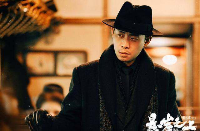 《悬崖之上》免费观看完整版在线播放-悬崖之上:人生意义的深刻思考(图4) 悬崖第1集在线观看_悬崖在线观看悬崖电视剧_《悬崖之上》免费观看完整版在线播放