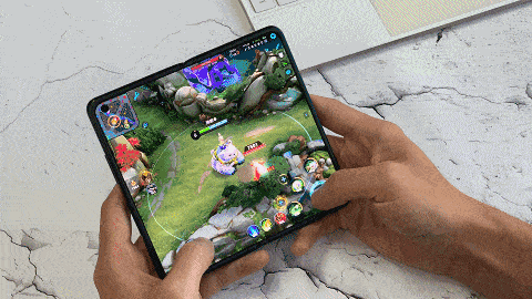 玩手机游戏最快的手机-小巧机身大能量:手机游戏让你生活更有趣(图5) 玩手机游戏最快的手机_手机玩游戏掉帧怎么办_手机玩游戏老是闪退怎么办