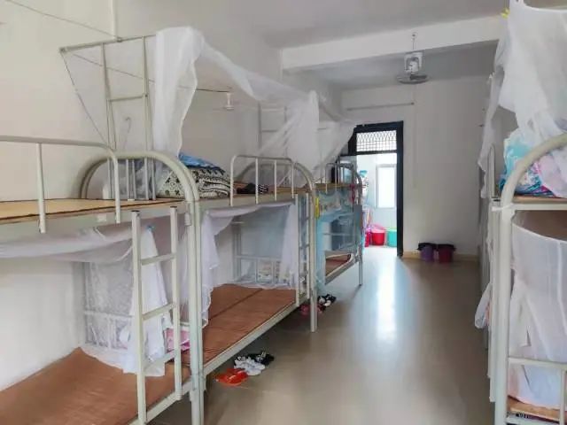 rwa是什么意思-校长亲述:RWA揭秘,住宿生活不可不知的秘密(图3) rwa是什么意思_rwa_意思是的英文