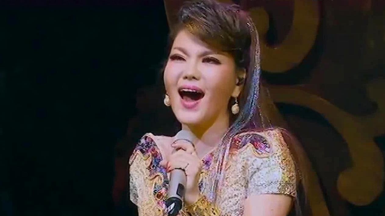 15岁音乐天才:柚希的天籁之音征服音乐界(图1) 柚希_柚希_柚希