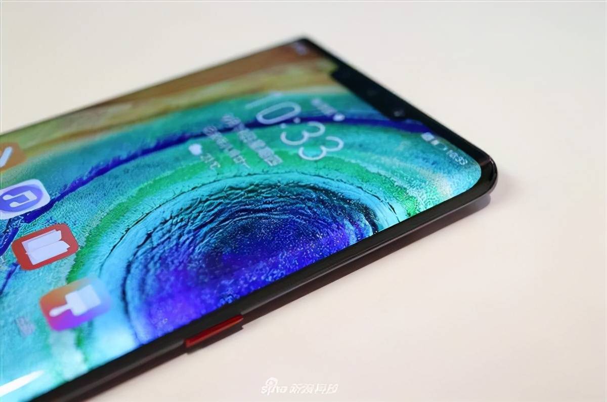 游戏党曲面屏手机有哪些-究竟谁才是游戏党的最爱?曲面屏手机大对比评测(图3) 曲面屏的游戏手机_游戏党曲面屏手机有哪些_曲面屏玩什么游戏好