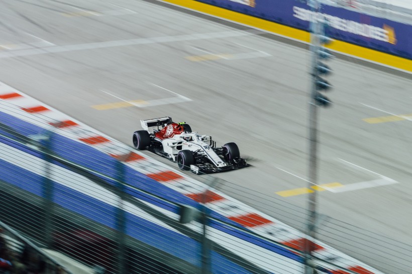 赛车手机小游戏_赛车游戏手机游戏_休闲手机赛车游戏