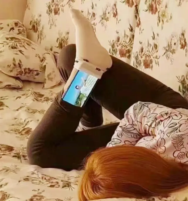 游戏输了砸手机搞笑图片_搞笑打牌输了的段子_输了搞笑的句子