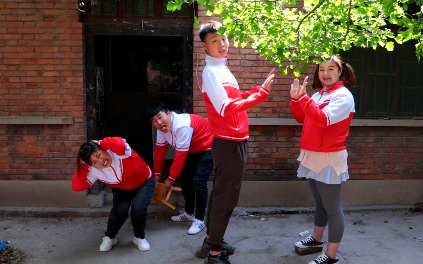 佳佳手游中心_游戏佳佳手机版_佳佳游戏说