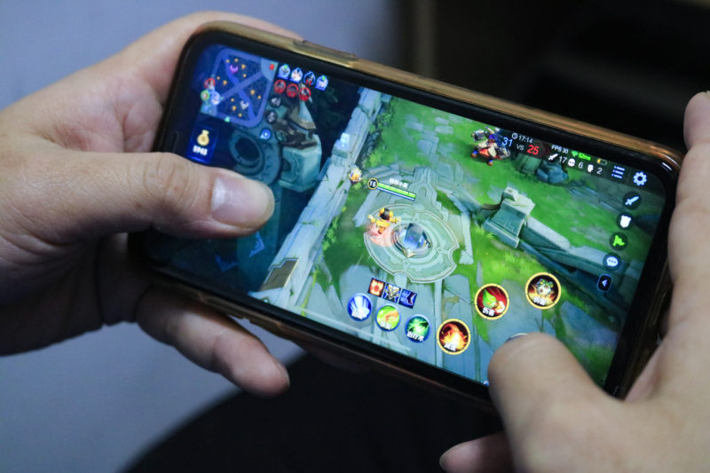 以前手机游戏有哪些-经典与现今:手机游戏大对比(图1) 以前手机游戏有哪些_以前手机游戏有青龙玄武_以前手机游戏有个职业是熊猫