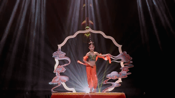 串线玩平版手机游戏可以吗_串线玩平版手机游戏会怎么样_用游戏串玩地平线4手机版