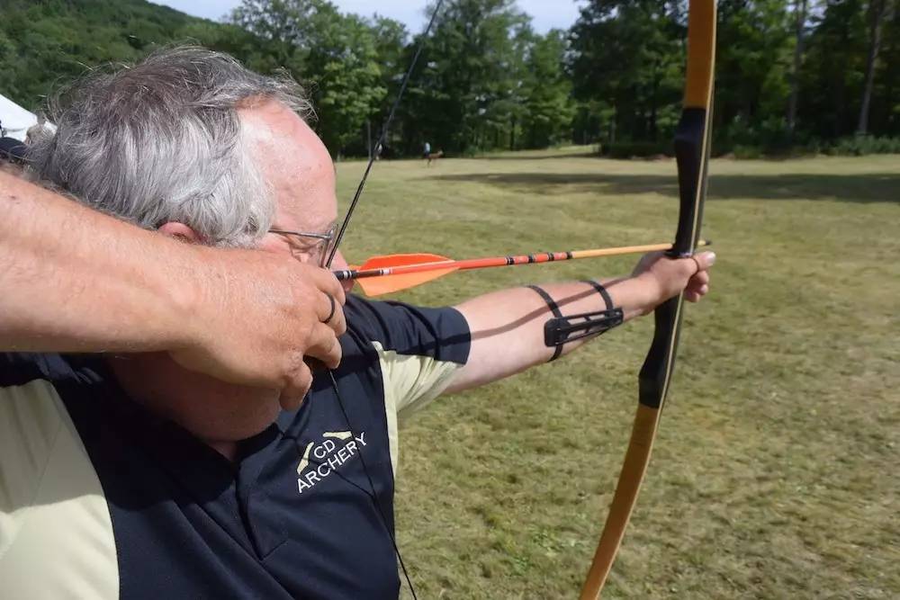 狩猎的弓怎么制作_狩猎弓游戏手机_弓箭狩猎模拟器