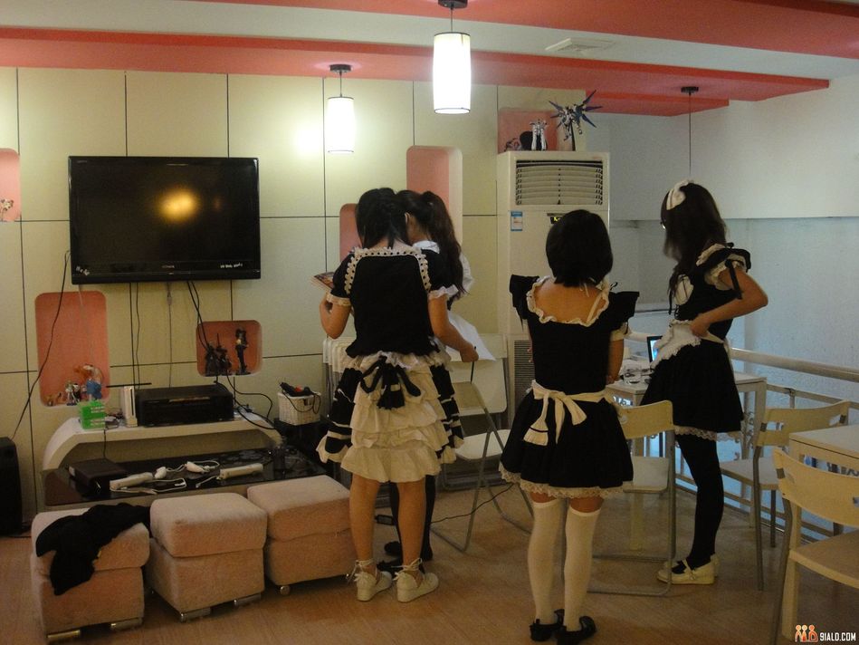 餐厅女孩_女仆餐厅_餐厅女仆装