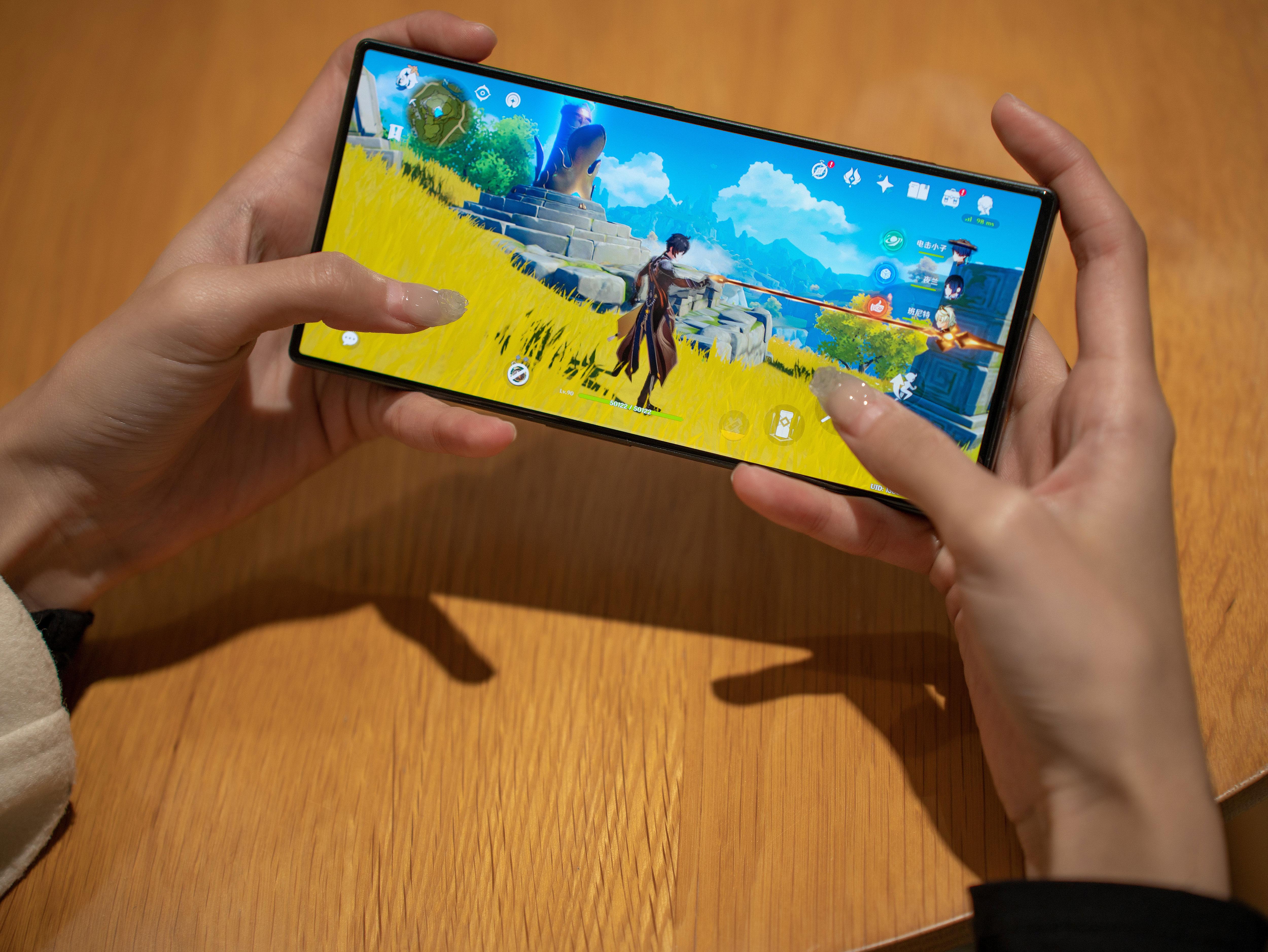 好玩内存手机游戏小游戏推荐_最好玩的手机游戏内存也小_好玩的内存小手机游戏