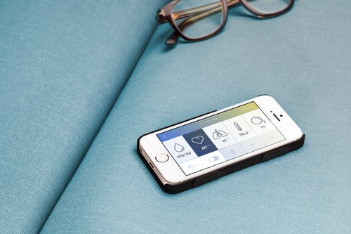 主播打游戏戴手机壳吗图片-主播打游戏必备!为什么戴手机壳这么重要?(图2) 手机沙盒类打僵尸游戏_手机八路军打鬼子游戏_主播打游戏戴手机壳吗图片