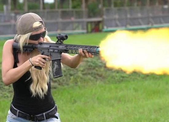 外网射击游戏_外国射击游戏手机游戏下载_外服射击游戏