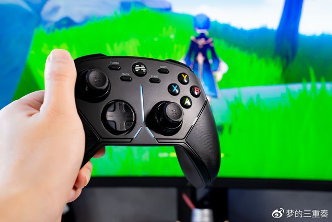 游戏手柄手机可以控制吗_游戏手柄可以连手机游戏_游戏手柄手机可以玩什么游戏