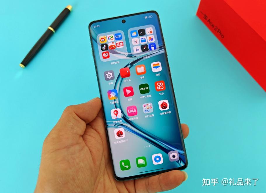 学生购买手机玩游戏可以吗-选购手机必看!这款屏幕更细腻,性能更强悍,学习娱乐两不误(图1) 玩购买手机游戏学生可以退款吗_学生购买手机玩游戏可以吗_手机游戏到底能不能给学生玩