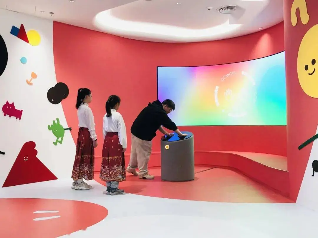 小孩玩手机好比较游戏有哪些_小孩手机在哪玩游戏比较好_小孩玩手机好比较游戏吗