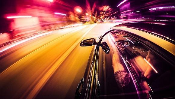 摇晃塞车手机游戏_摇晃手机赛车的游戏_摇晃手机的塞车游戏