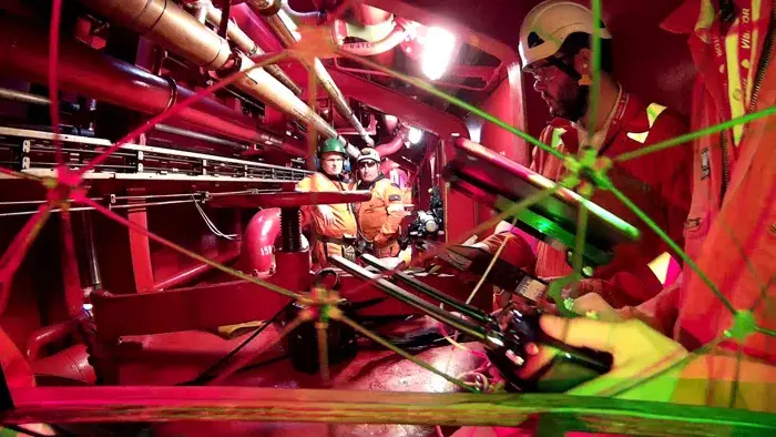 挖矿有电梯很多层的游戏_坐电梯一层一层挖矿的游戏_挖矿电梯升级游戏手机版