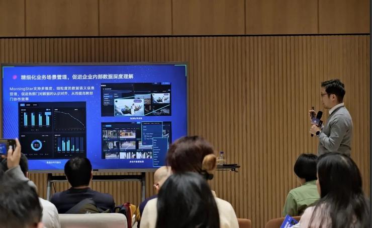 mysql调用存储过程_调用存储过程使用的关键字是_调用存储过程的对象