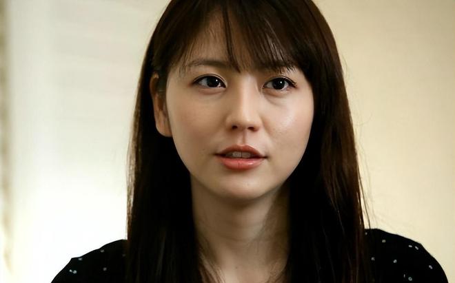 清水惠:甜美外表背后的演技大咖(图2) 清水惠怎么变成尸鬼的_清水惠_清水惠是病娇吗