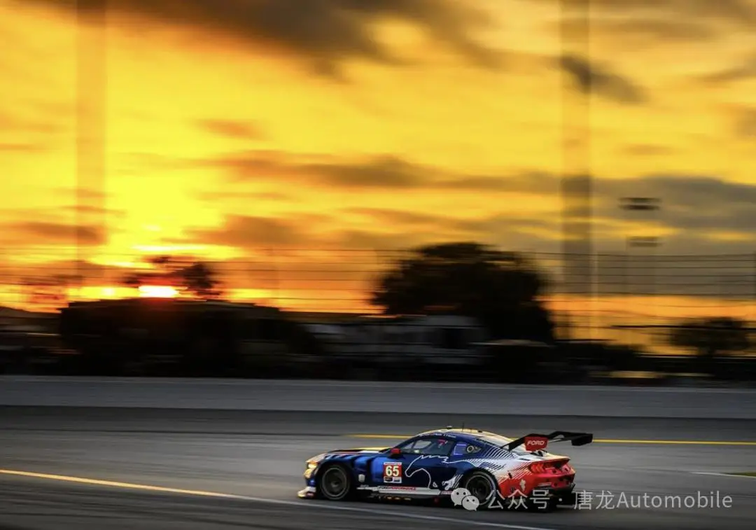 星火解说手机游戏小轿车-星火解说带你体验极速飙车乐趣(图1) 星火解说汽车游戏_星火解说所有驾驶游戏_星火解说手机游戏小轿车