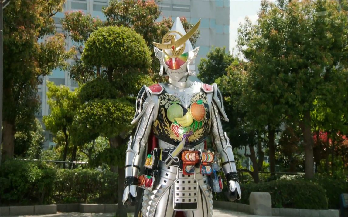 主角逆境成长,团队合作拯救世界!假面骑士剑剧场版内心战斗(图2) 剧场版假面骑士卌骑_假面骑士剑剧场版_假面骑士剧场版是什么意思