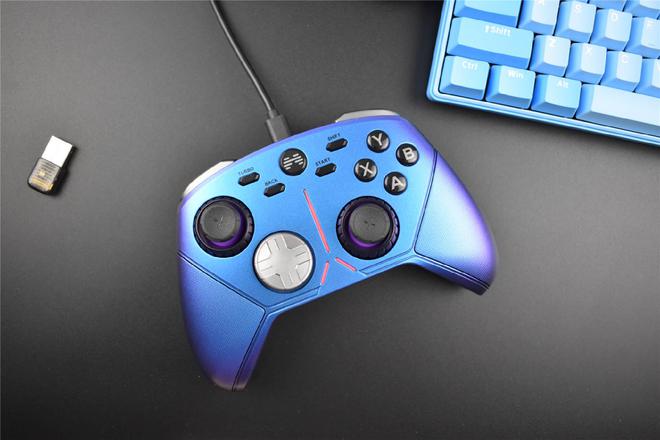 用手机怎么在家做游戏机-在家打造手机游戏机,一部手机尽享多彩游戏乐趣(图1) 用手机怎么在家做游戏机_自己用手机做游戏_可以玩游戏的手机怎么做