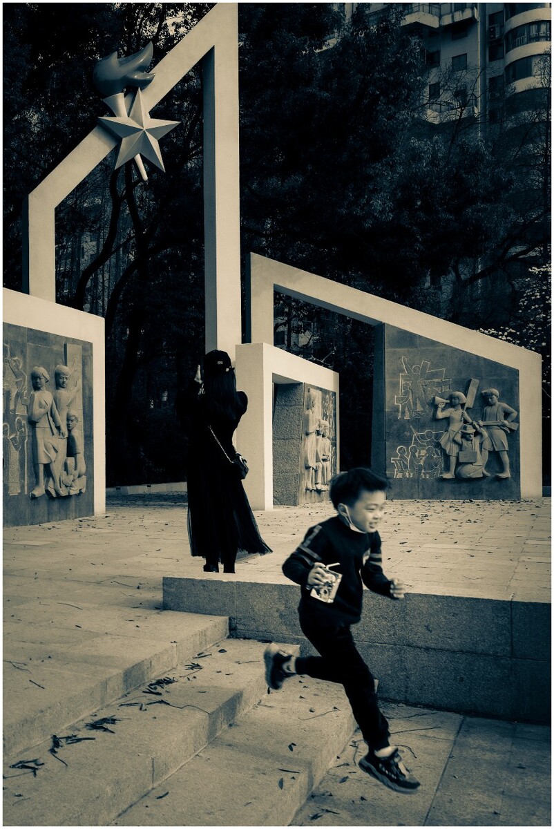 台阶手机游戏_台阶游戏是哪个国家的_台阶游戏恐怖