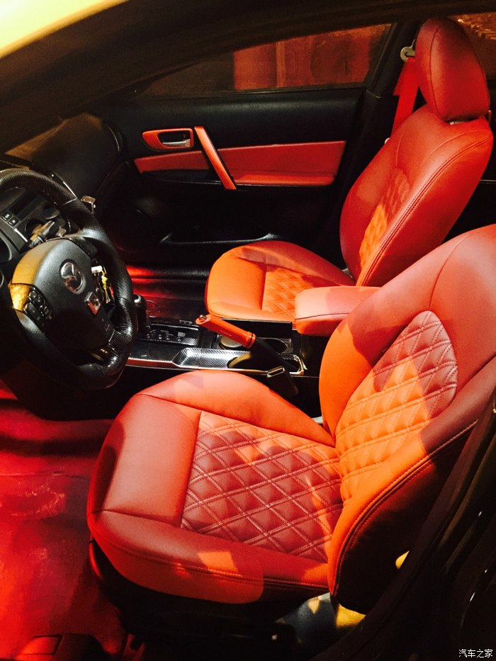 深度解析马自达内饰设计:简约匠心,舒适体验尽享驾驶乐趣(图5) 马自达轿车内饰_马自达车内饰_马自达内饰