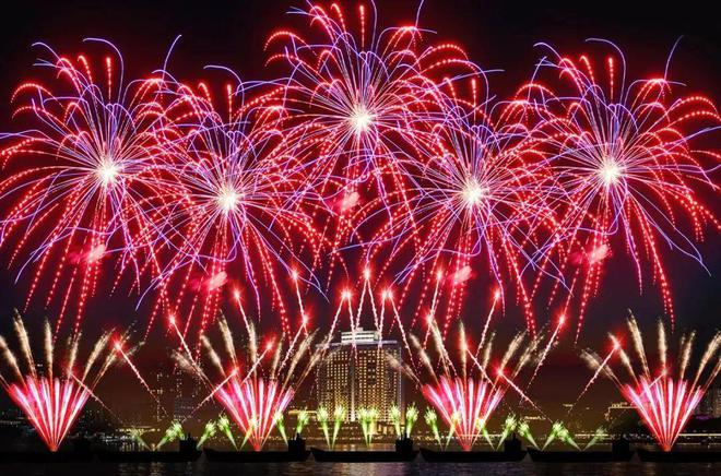 烟花游戏手机版广告怎么关-如何制作引人入胜的烟花游戏手机版广告?精美视觉和情感共鸣双重营造(图1) 烟花游戏手机版广告怎么关_烟花广告词大全经典语录_烟花广告标语