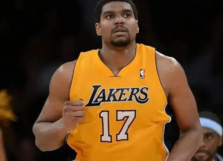 虚拟歌手:突破传统,创造无限可能的音乐奇迹(图4) 虚拟歌手的声音怎么来的_虚拟歌手电影_虚拟歌手