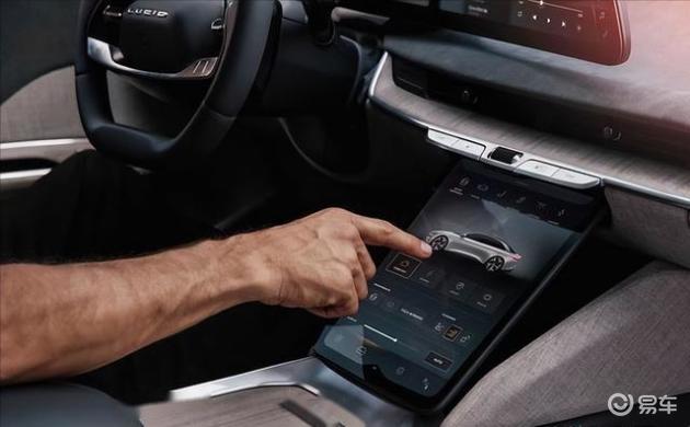 旋转方向盘的手机游戏-掌上驾驶乐趣:体验旋转方向盘手机游戏的刺激与乐趣(图4) 转盘游戏手机版_旋转方向盘的手机游戏_旋转的手机游戏