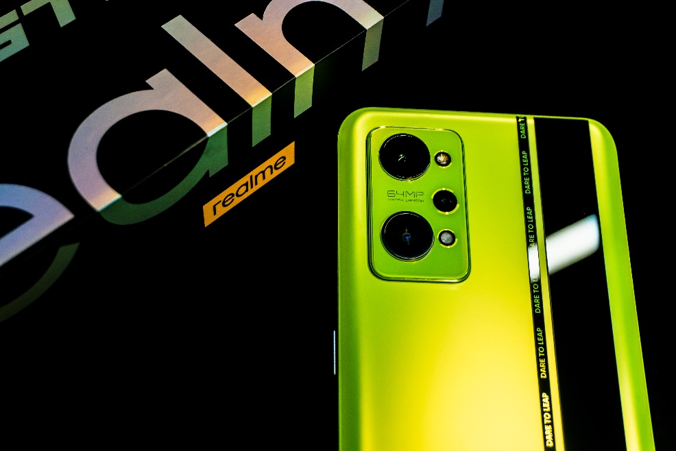 手机游戏电池品牌_电池耐用的游戏手机_双电池游戏手机