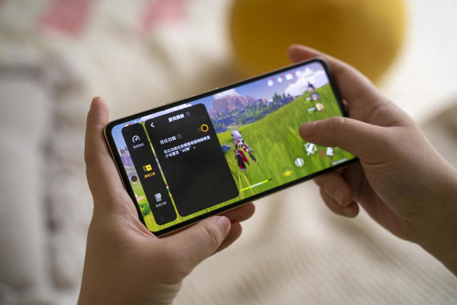 双电池游戏手机:续航无忧,性能强劲,游戏体验更畅快(图4) 双电池游戏手机_手机游戏电池品牌_电池耐用的游戏手机