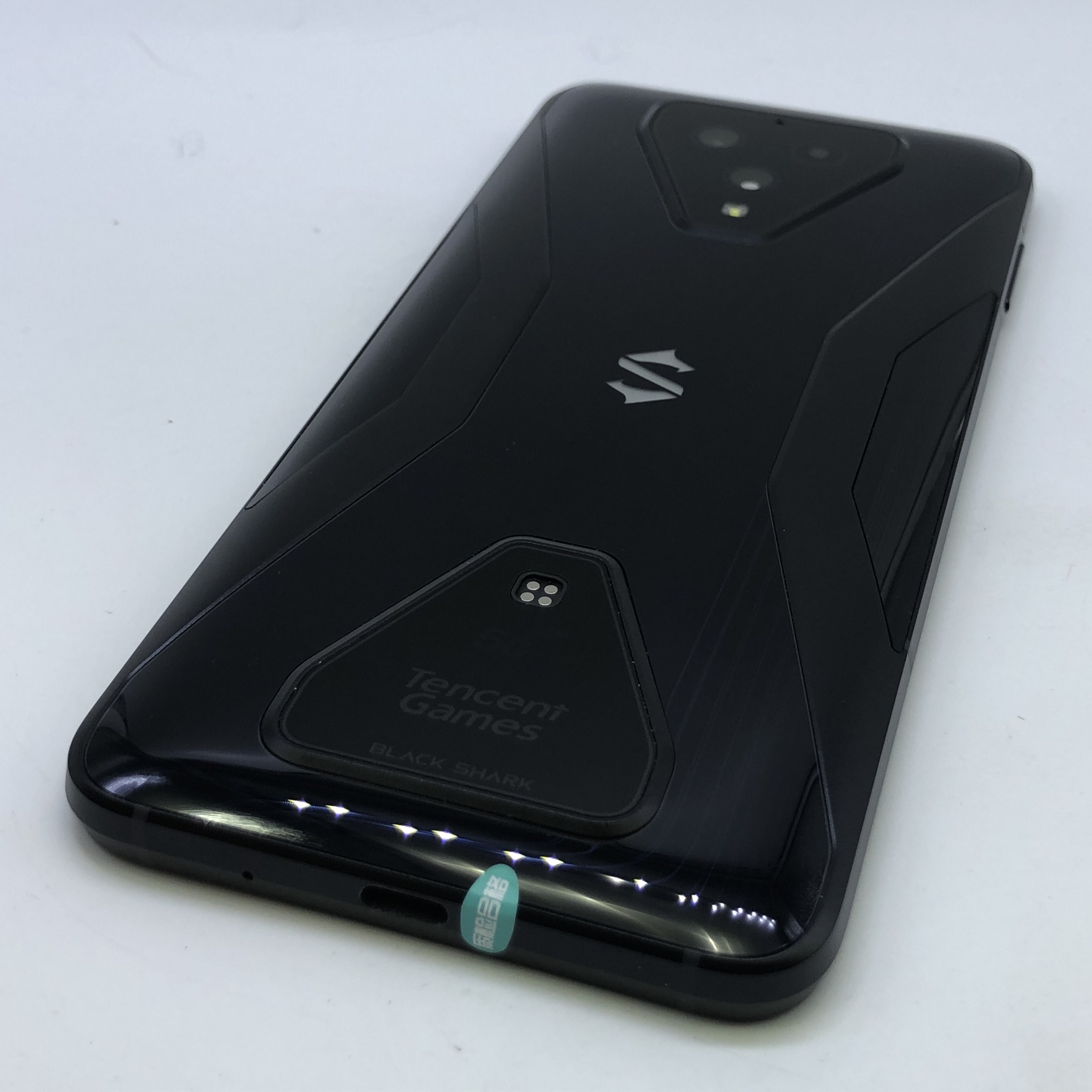 小米手机有没有游戏手机-小米Redmi和BlackShark系列:游戏玩家的不错选择(图3) 小米手机所有游戏都没有了_手机有小米没游戏怎么办_小米手机有没有游戏手机