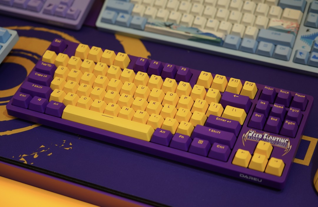 电脑键盘全图高清图_电脑键盘高清键位图_高清键盘图片