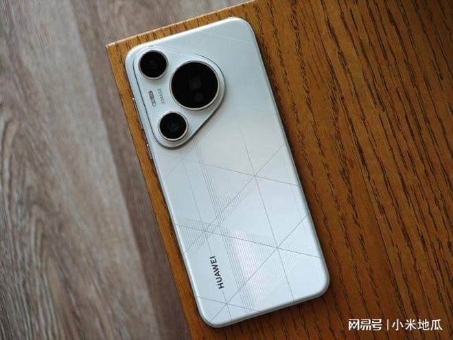 华为手机玩游戏推荐哪款_玩手机游戏华为推荐哪款_华为玩儿游戏哪款手机比较好